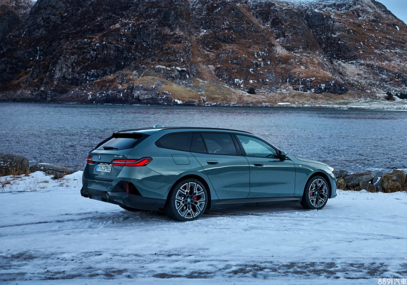 BMW i5 Touring详细规配公布 配备比照Sedan版、机能更实用