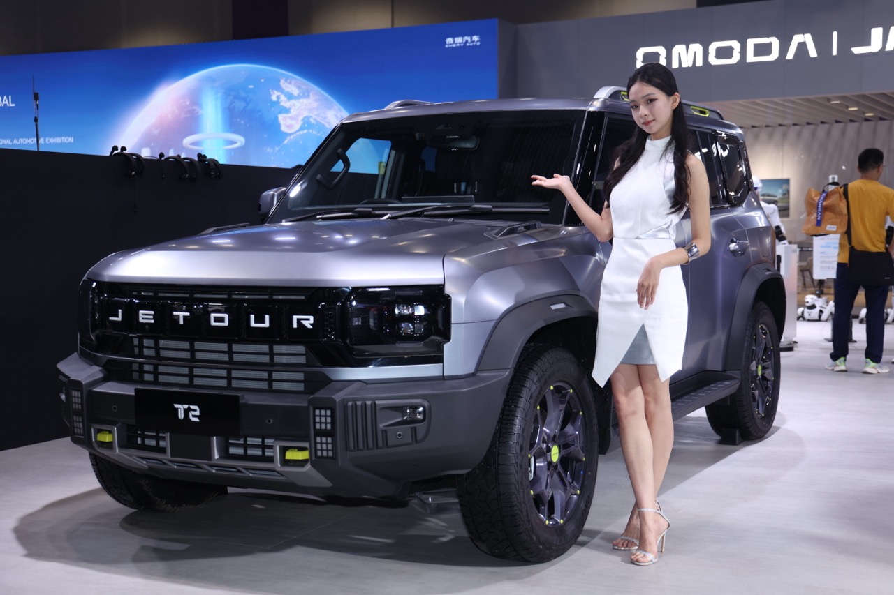 OMODA & JAECOO 220 台新车于香港交付！车展展示
